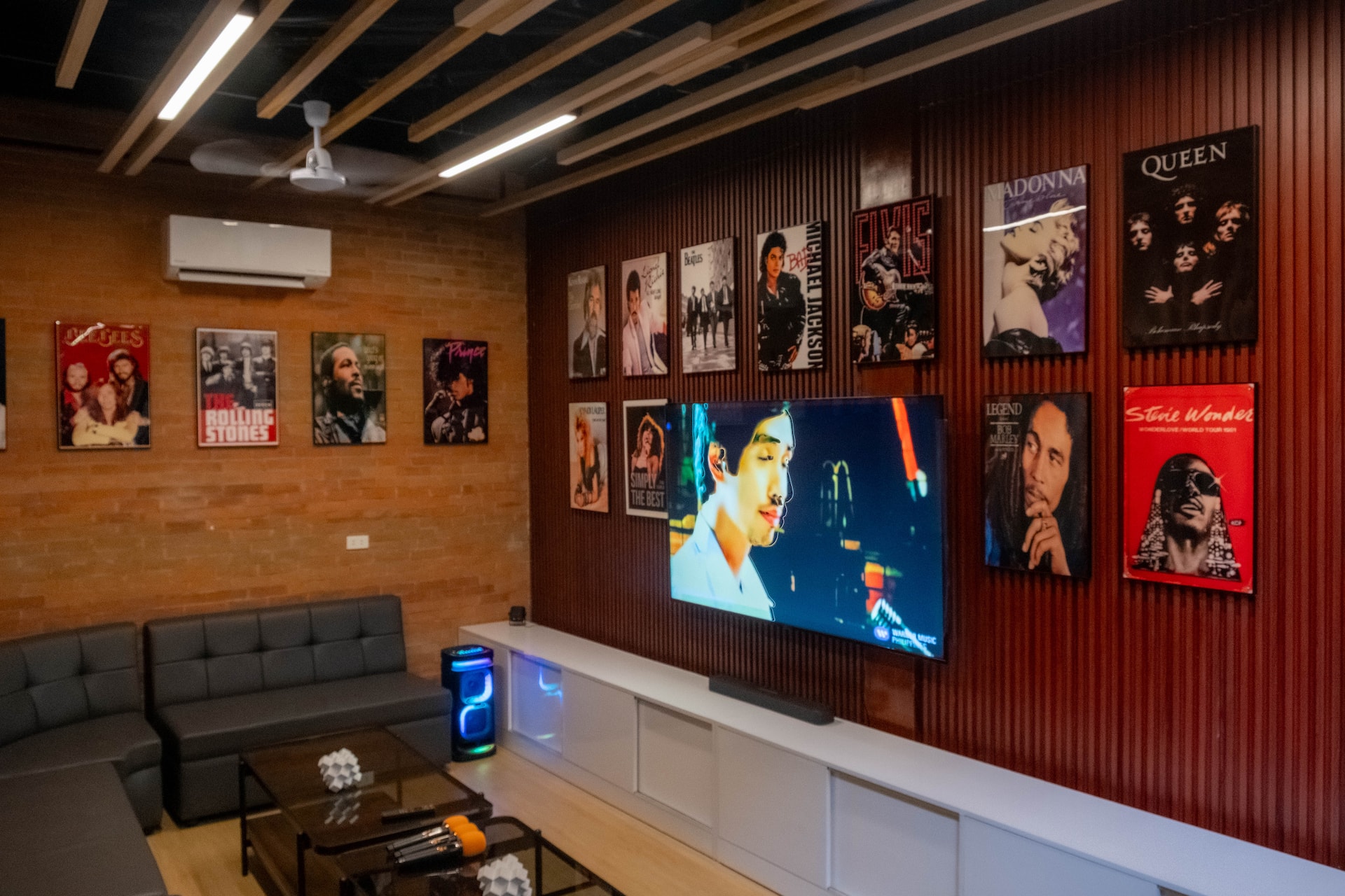 Acoustic Videoke Lounge