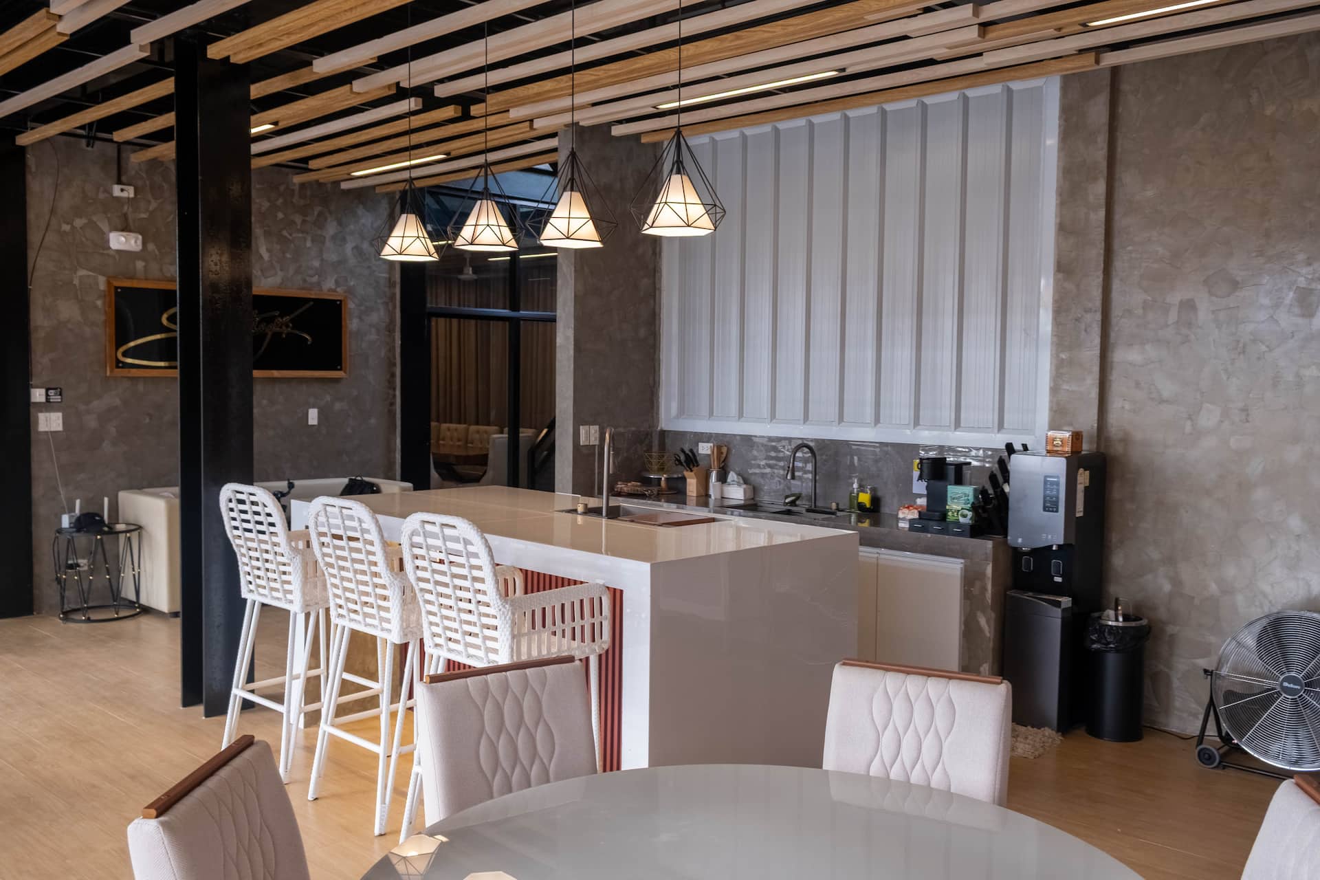 Indoor Kitchen Island Breakfast Bar & Hot Water Dispenser Station